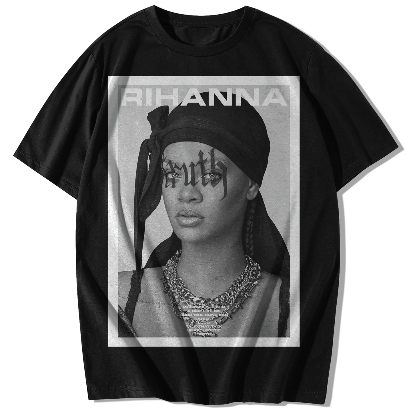 RIHANNA T-SHIRT