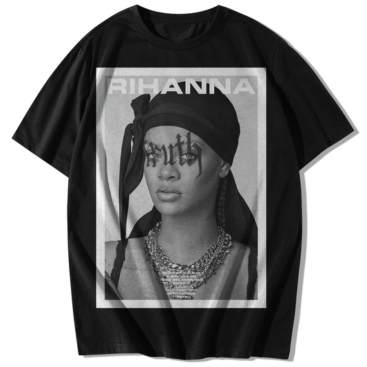 RIHANNA T-SHIRT